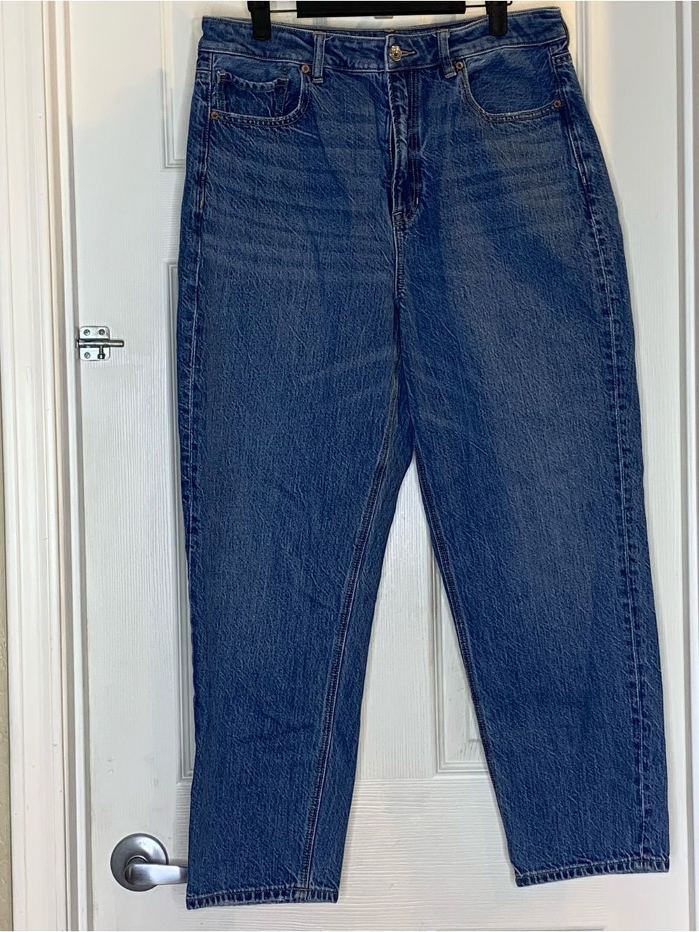 American Eagle Mom Straight Jean Size 12